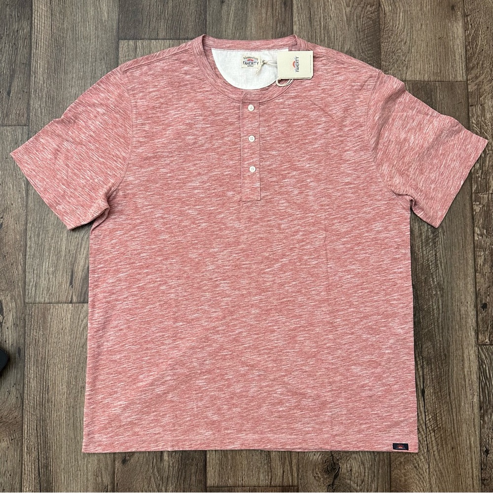 Faherty Heather Crewneck T-shirt Men’s Size XL Faded Red